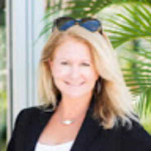 Meet your Posher, Gina